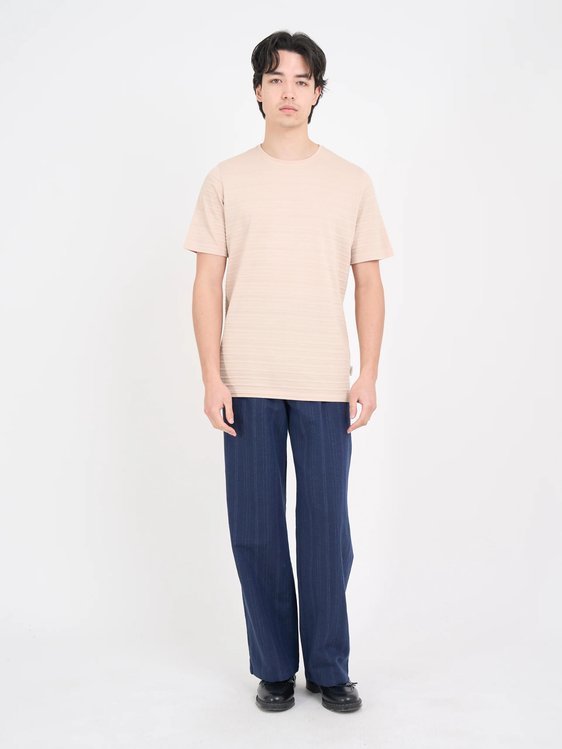 Conduit T-Shirt Dornie Pink - Image 5