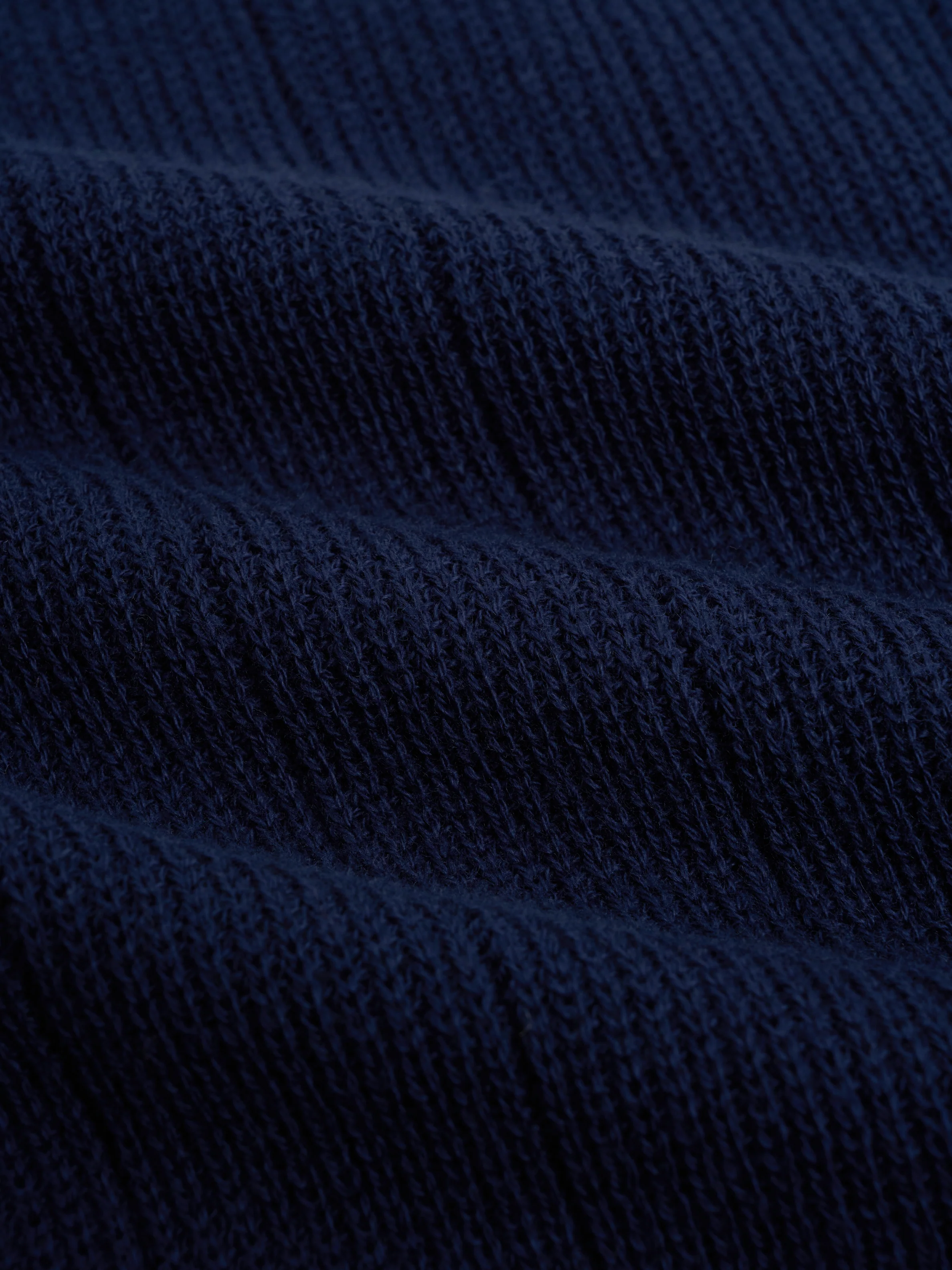 Graves V Neck Vest Overton Navy - Image 8