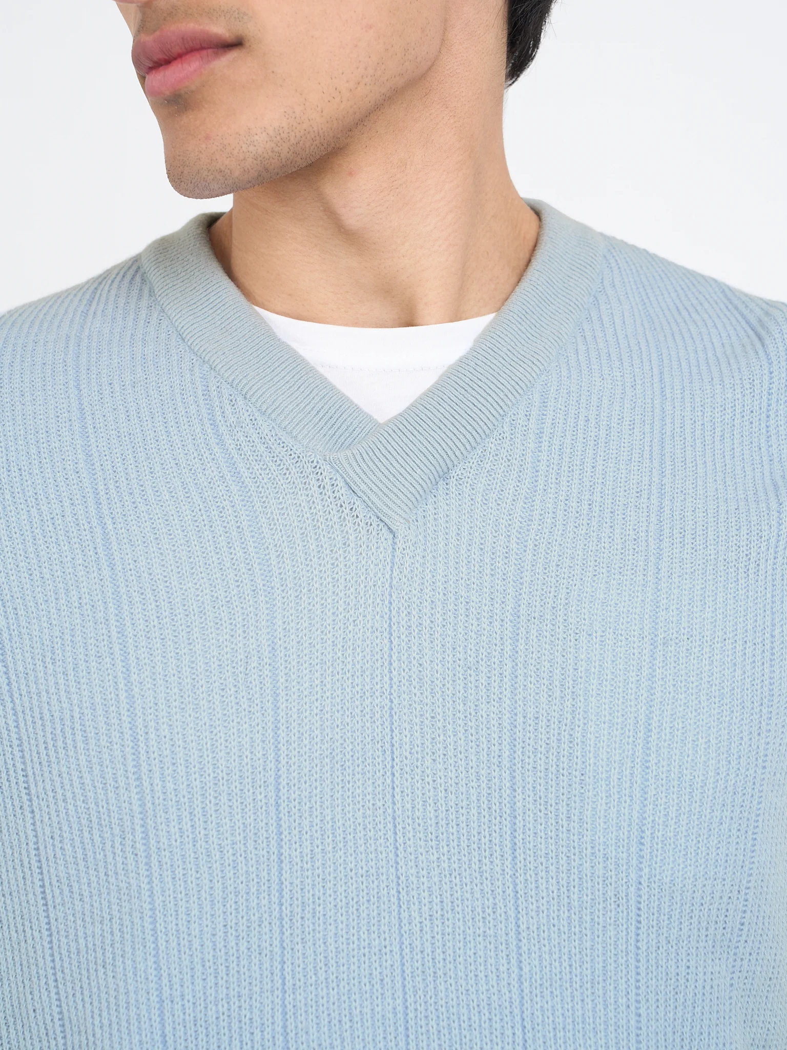 Graves V Neck Vest Overton Sky Blue - Image 4
