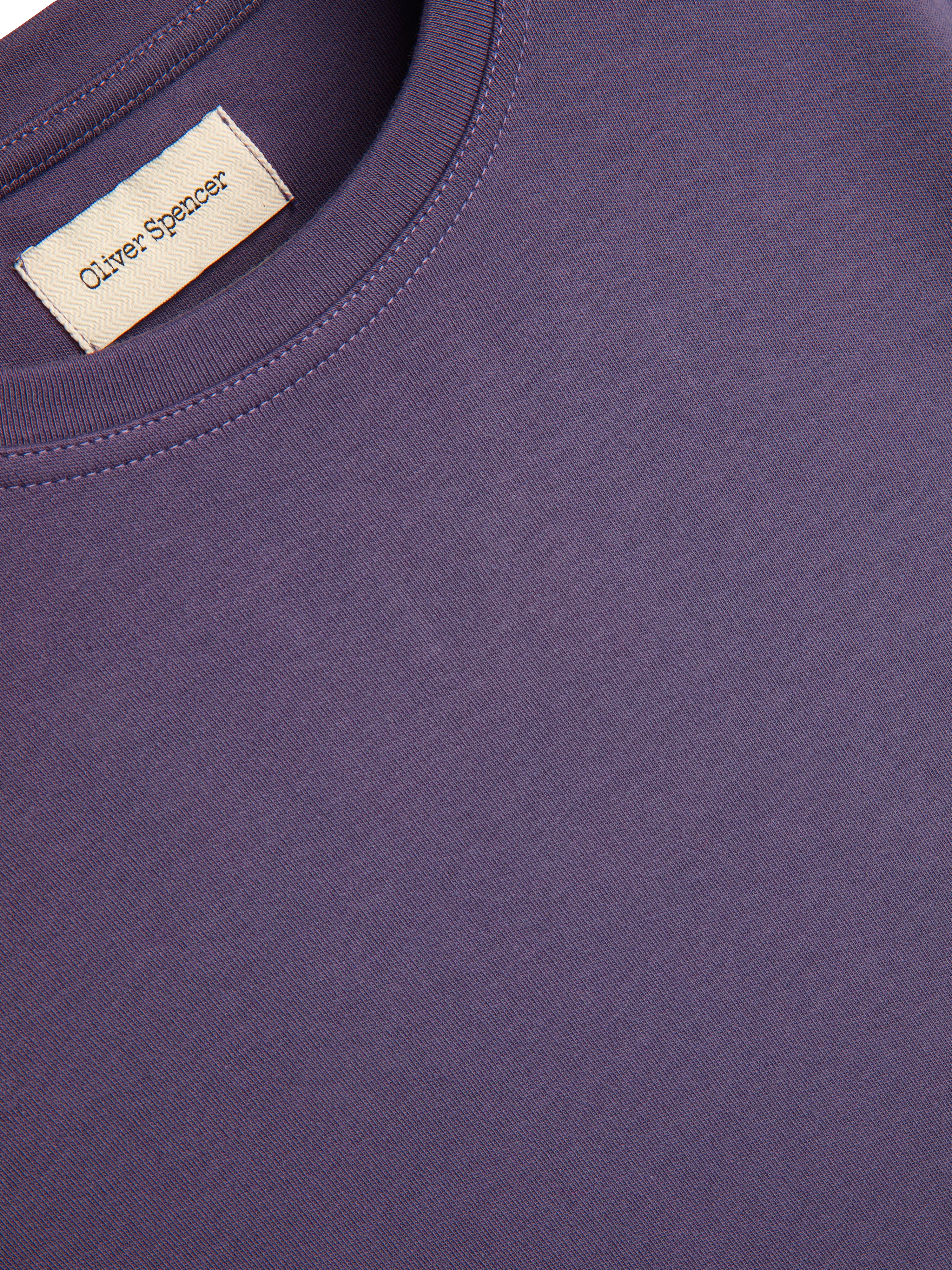Heavy T-Shirt Tavistock Aubergine - Image 5