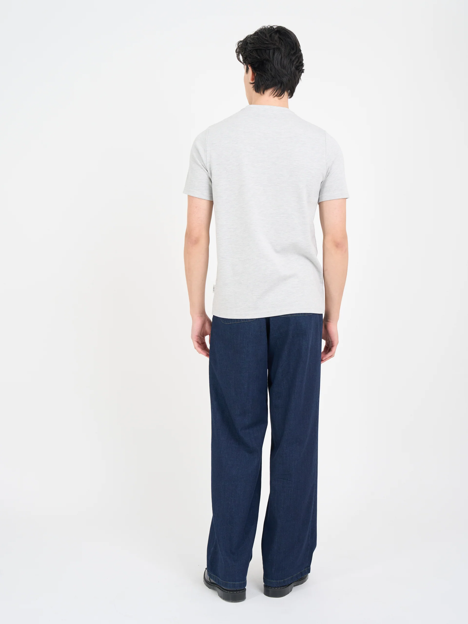 Heavy T-Shirt Tavistock Grey - Image 3