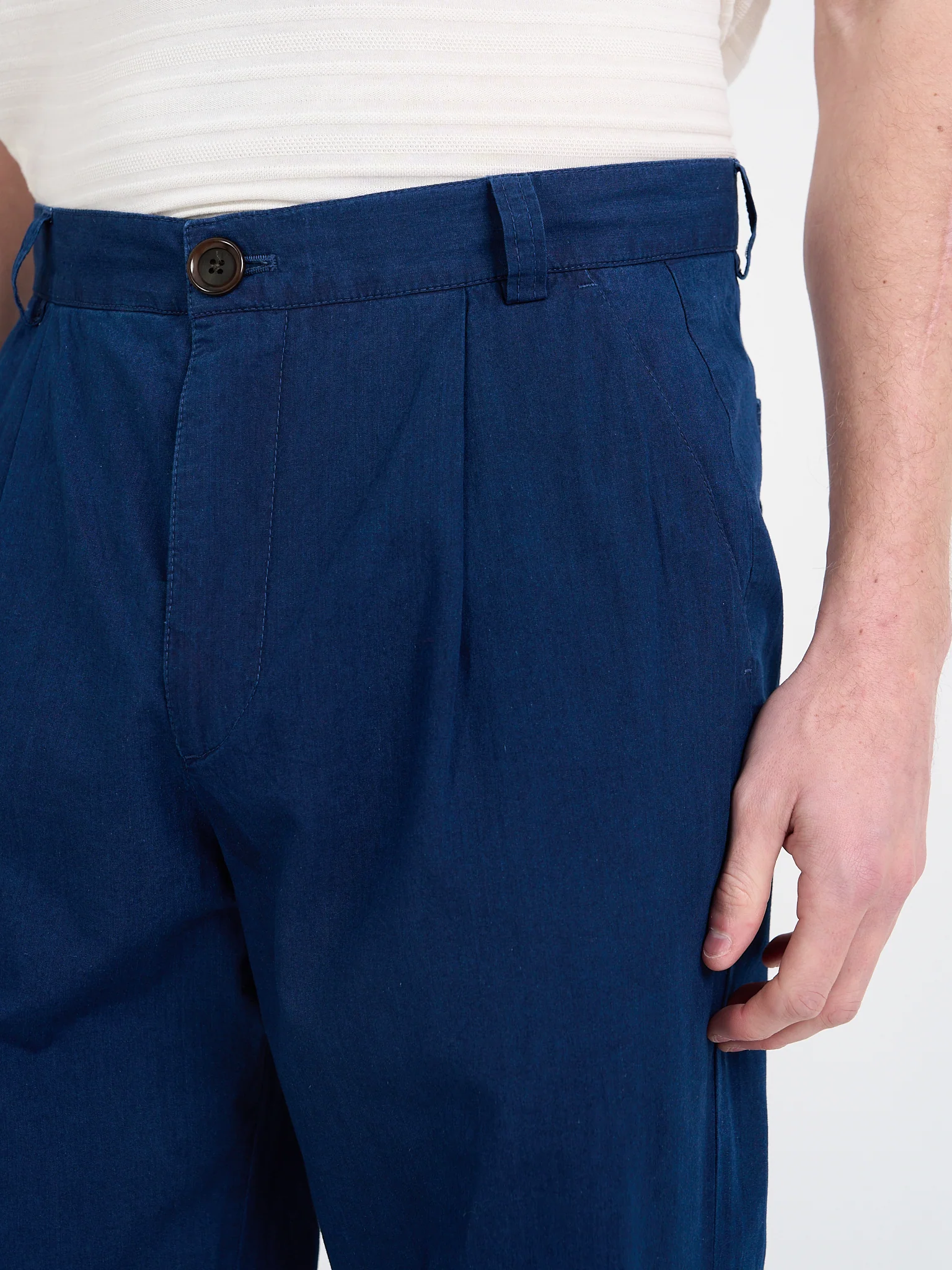 Morton Pleated Trousers Wylie Indigo Rinse - Image 4