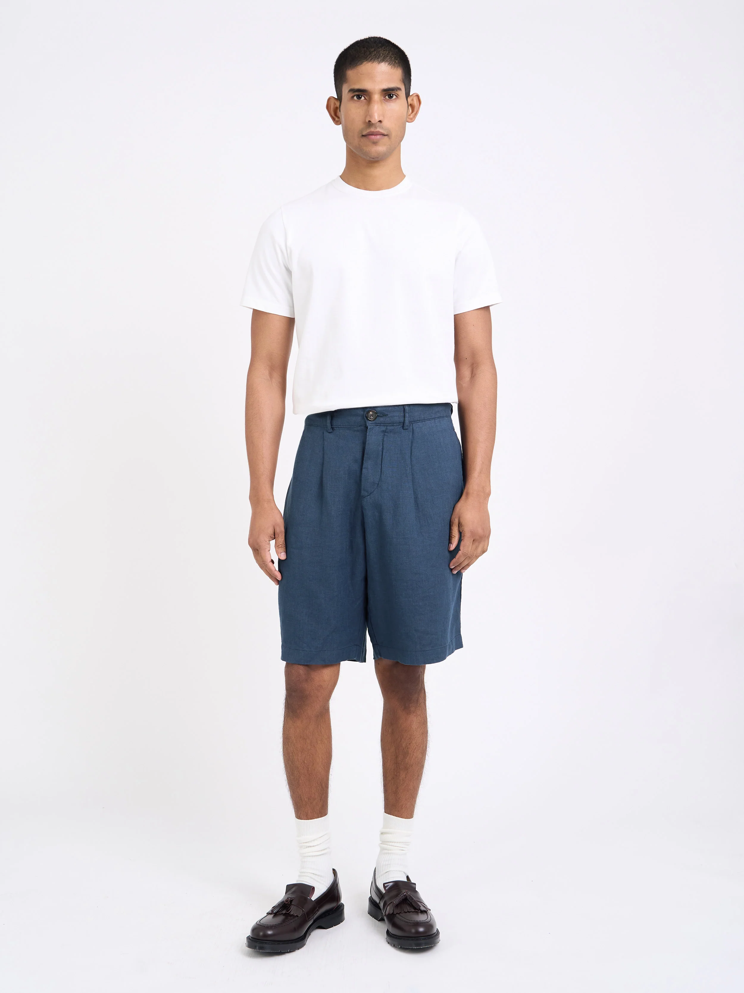 Pleated Shorts Coney Navy - Image 7